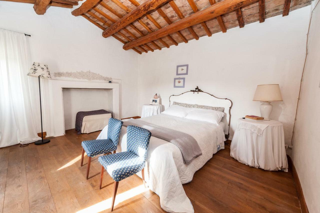 Le Bumbarelle Bed & Breakfast Tavoleto Eksteriør bilde