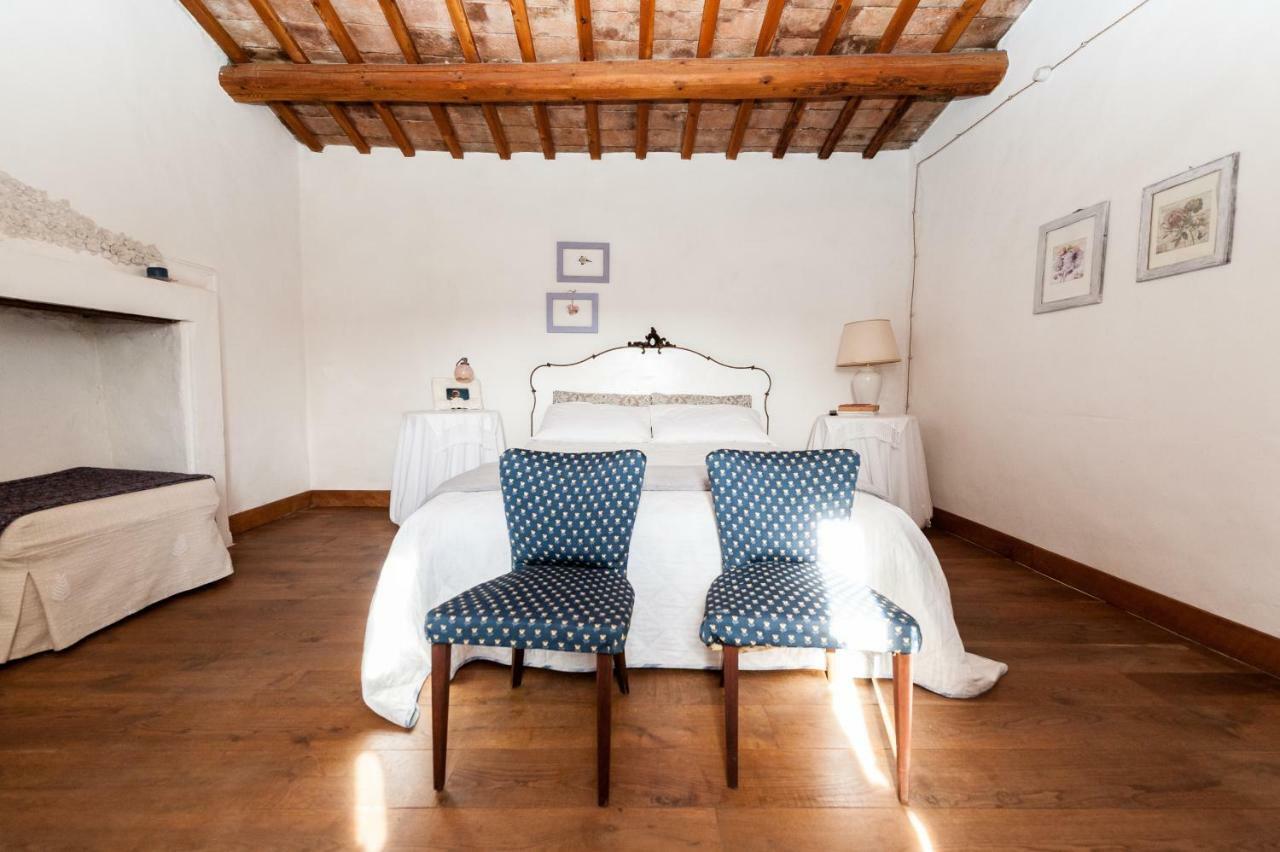 Le Bumbarelle Bed & Breakfast Tavoleto Eksteriør bilde